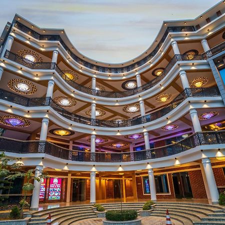 Lemon Garden Resort & Spa Сримангал Екстериор снимка