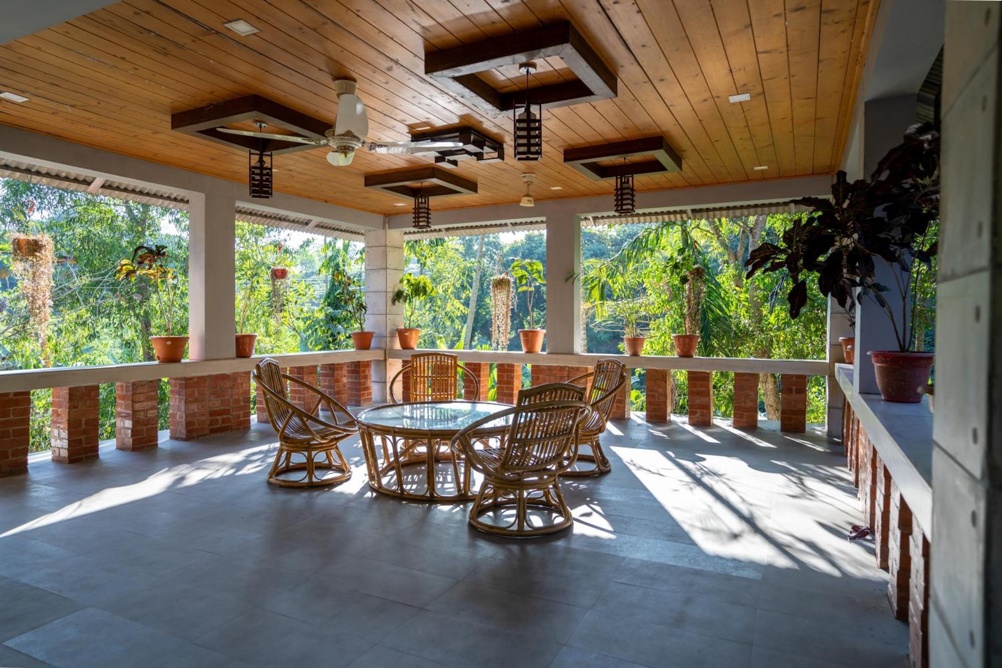 Lemon Garden Resort & Spa Сримангал Екстериор снимка